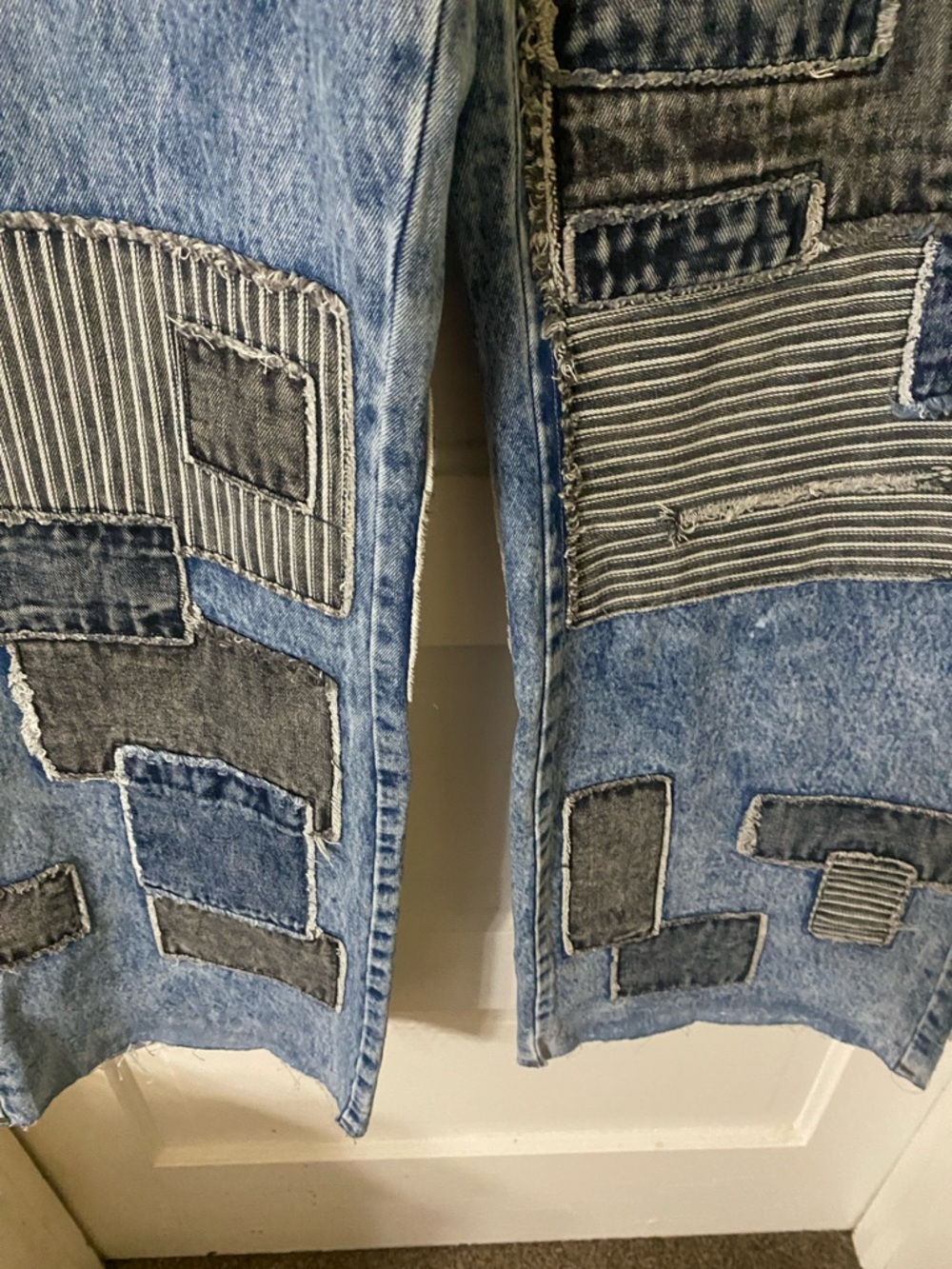 Oli & Hali Multi-Patchwork Wide Leg Denim Jeans - NIB Waist 32” Inseam 31”. - Picture 10 of 13